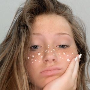 Meet your Posher, Sophia